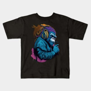 gorilla listening to music Kids T-Shirt